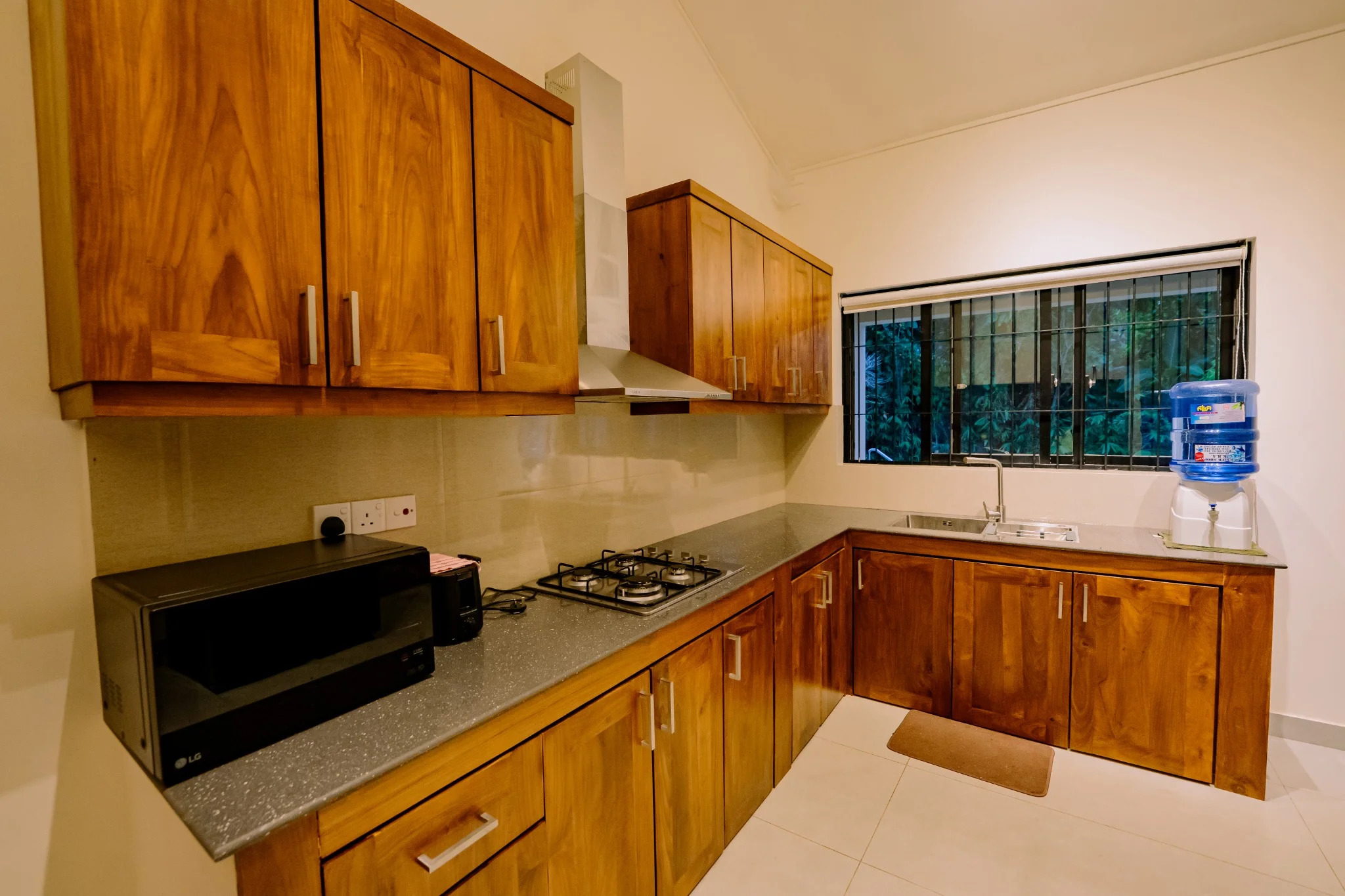 Self-catering kitchen at Cinnamon House Wadduwa